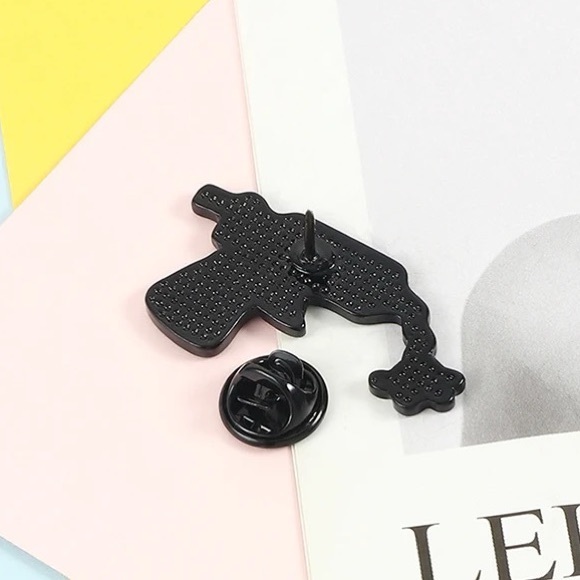 3/$18 NEW DIY Crafter Maker Artist Enamel Pin Brooch - Picture 2 of 3